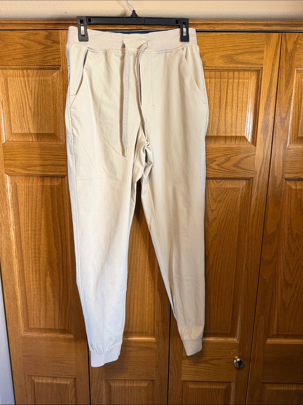 Men's Casual Drawstring Jogger Pants - Cream-Medium Elastic waist w/ Drawstrings